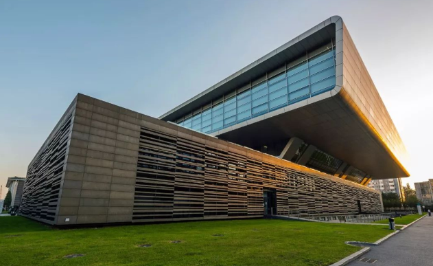 世界读书日，让我们一起探讨中国十大最美图书馆的设计